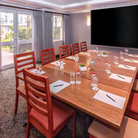 Stayeasy Century City Cape Town Bagian luar foto