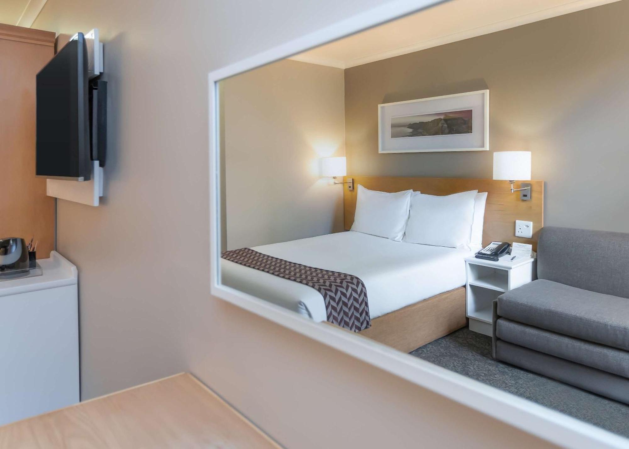 Stayeasy Century City Cape Town Bagian luar foto