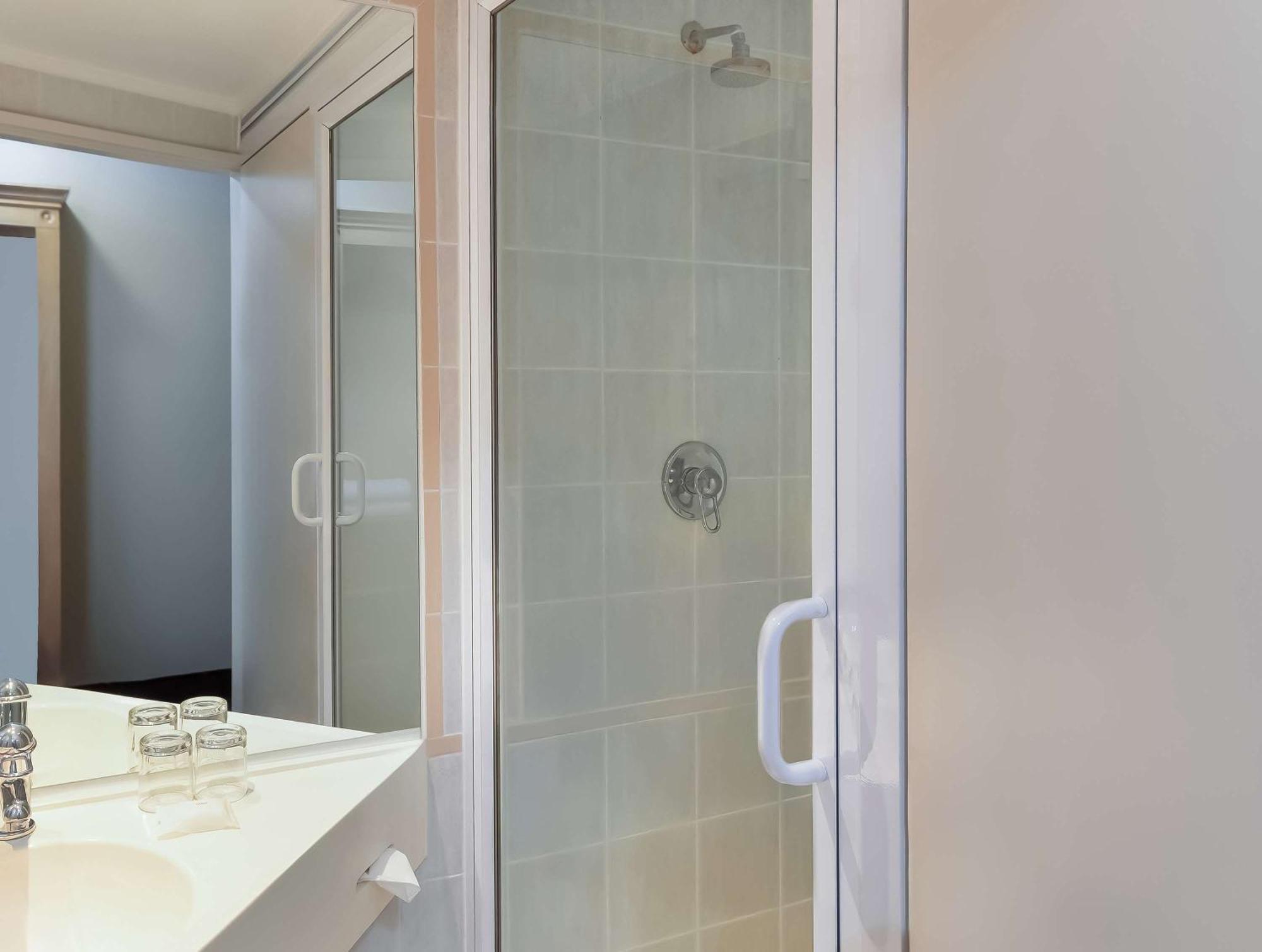 Stayeasy Century City Cape Town Bagian luar foto